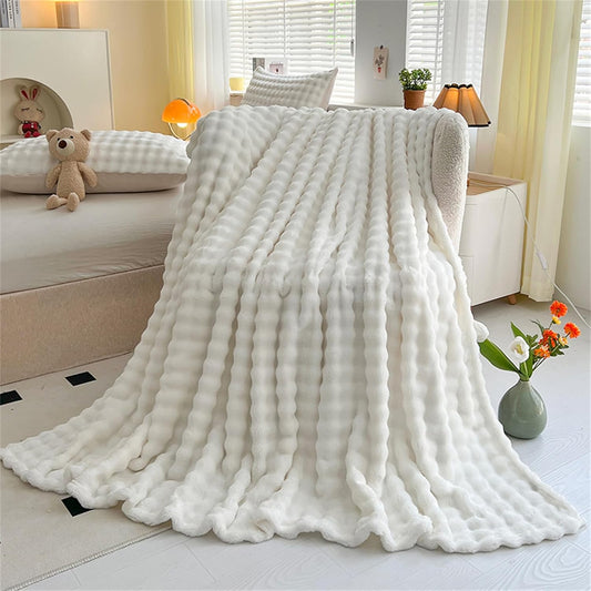 Fleece Throw Blanket White Bubble Faux Fur Fluffy Bed Blanket Super Cosy Warm Large Blanket for Bed Sofa Couch Home Decor, 100X160Cm